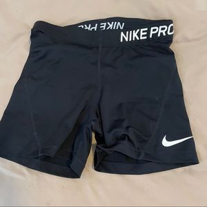 Nike pro shorts 5’inch size small